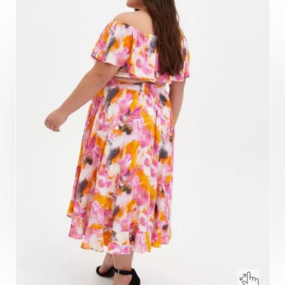 Torrid Skirt Set Womens Size 2 Pink Floral Print Tie Dye Crop Off Shoulder NWT - Picture 2 of 16